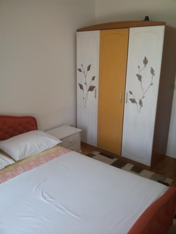 Villa Perkovic Mimice Szoba fotó